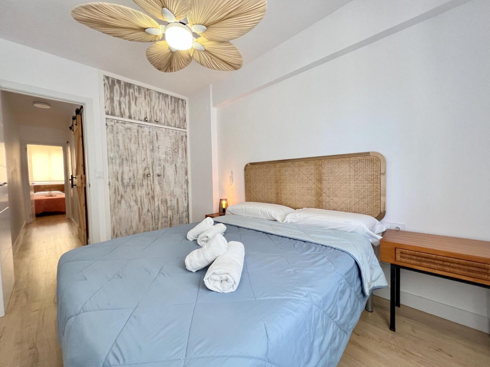 Apartamento En Primera Linea En カルプ エクステリア 写真